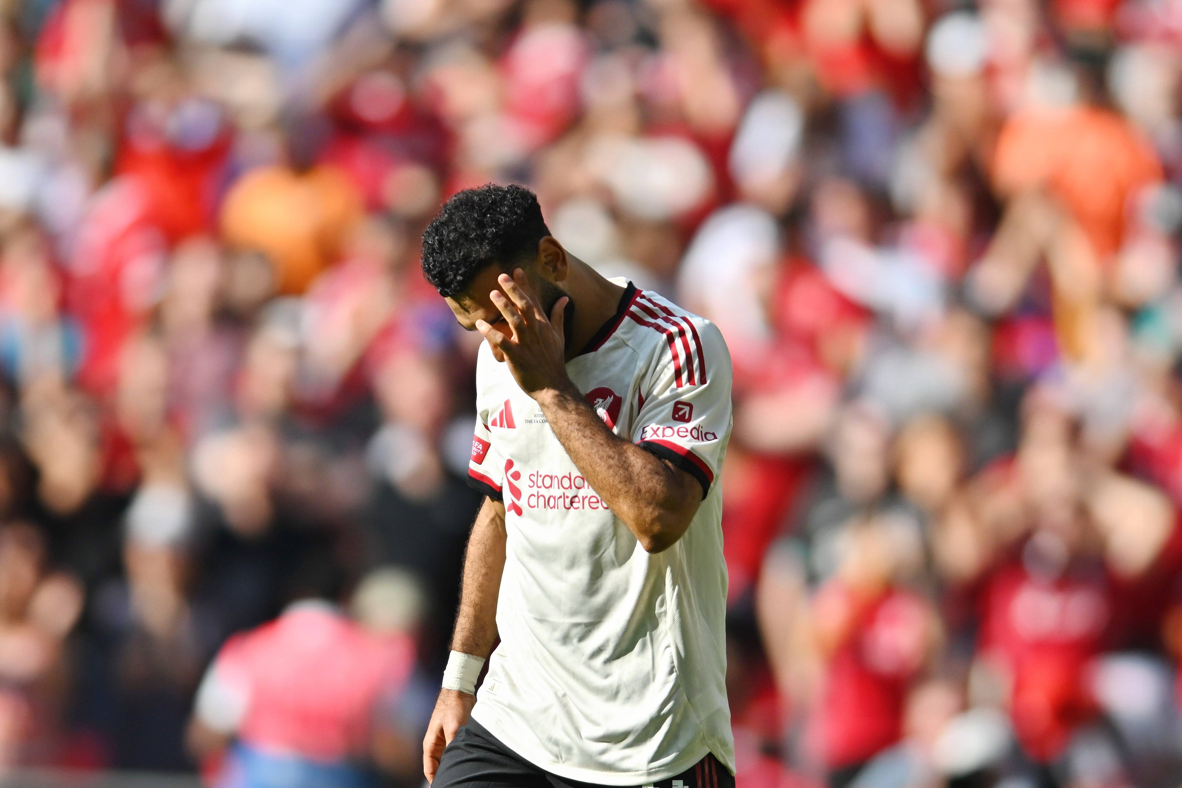 爱游戏-萨拉赫迎来五赛季高光表现，勇士球迷沸腾！的简单介绍